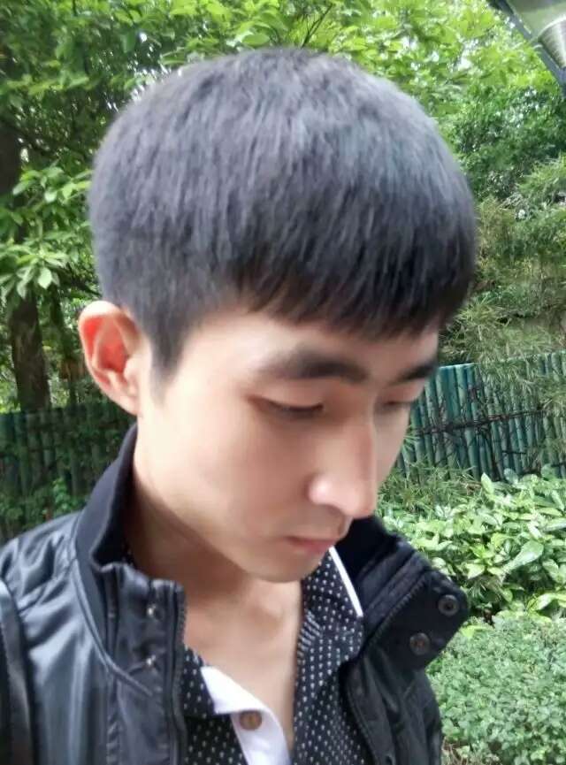 向教员的照片_成都