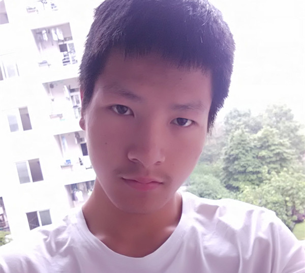 王教员的照片_成都