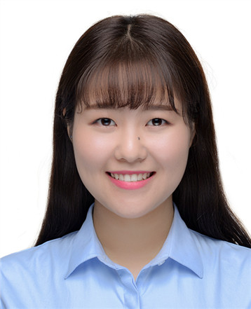 梅教员的照片_成都