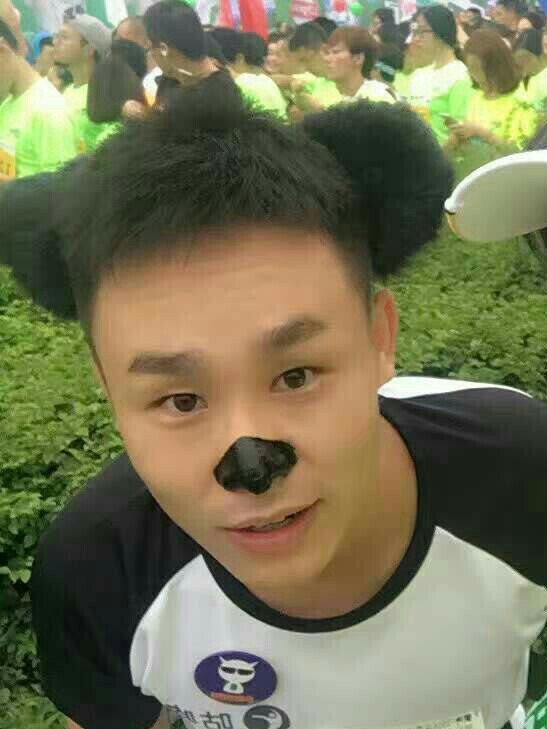 梁教员的照片_成都