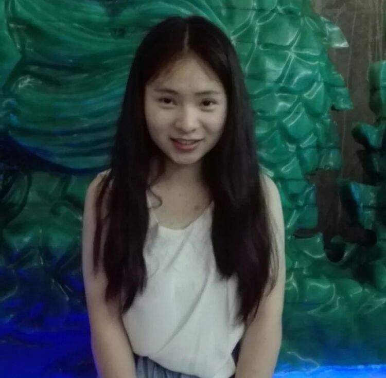 王教员的照片_成都