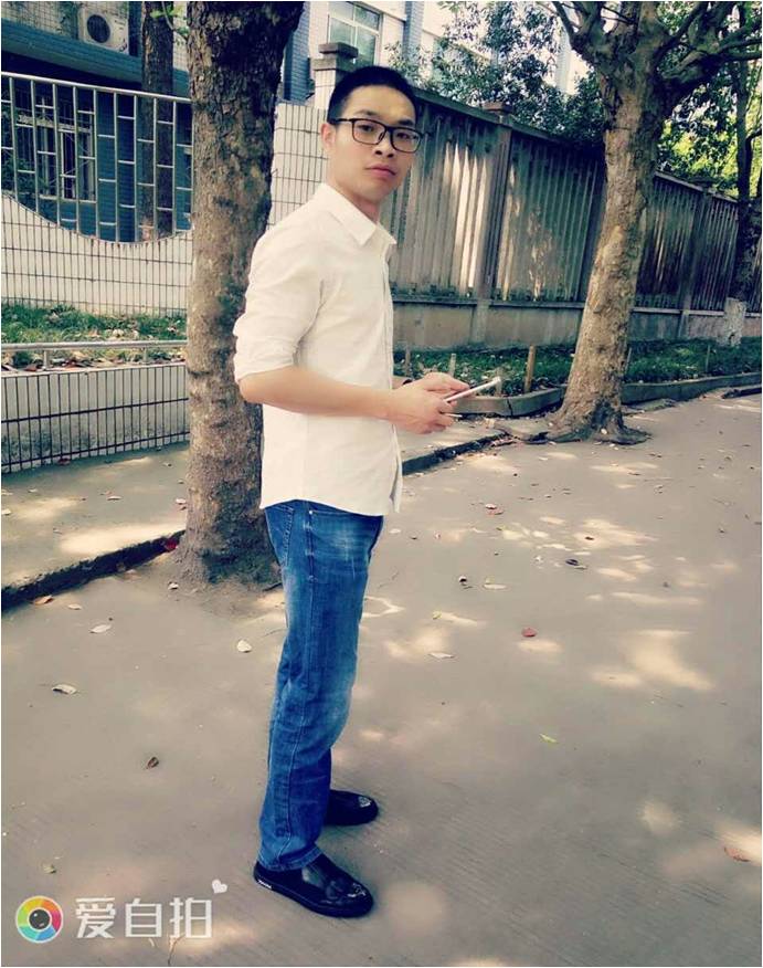 王教员的照片_成都